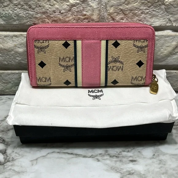 MCM PINK LONG ZIP WALLET. NWOT TAGS. FULL INCLUSION. - Picture 5 of 12